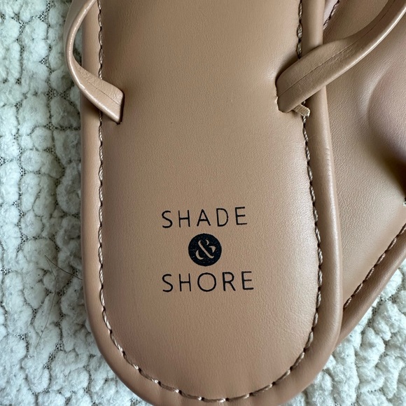 tan flip flops!! - Picture 2 of 4